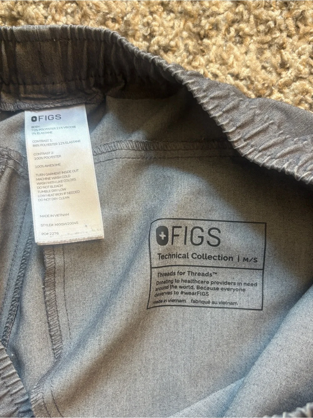 FIGS Men's Tansen Jogger Scrub Pants in Graphite Grey Size Medium Short